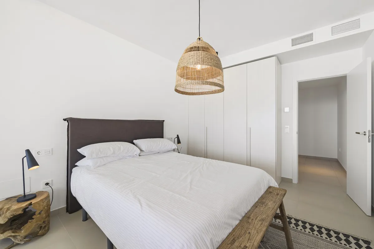 da95be7d-d299-40d2-b1e9-75cca6668a0b