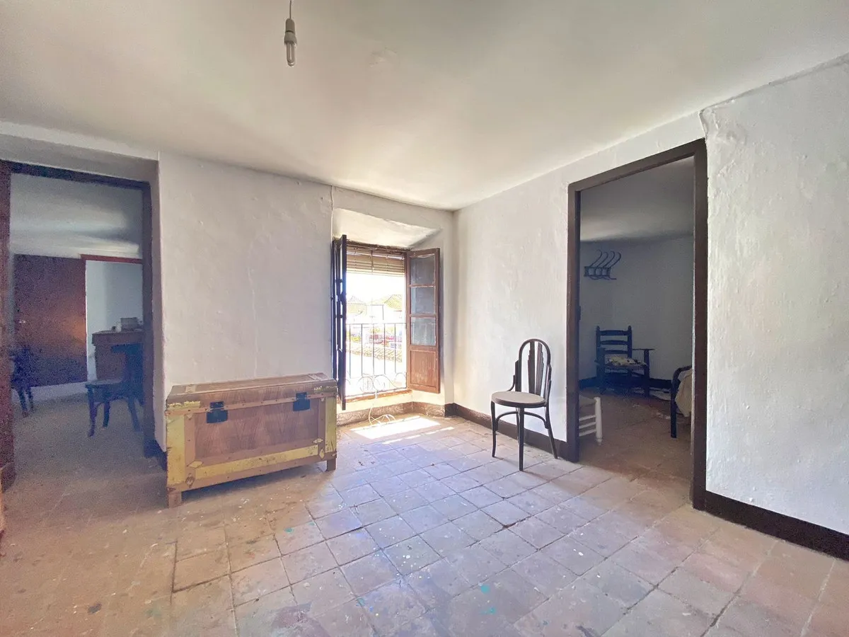 63fe1874-6f4c-4f32-8c13-3762486902e8