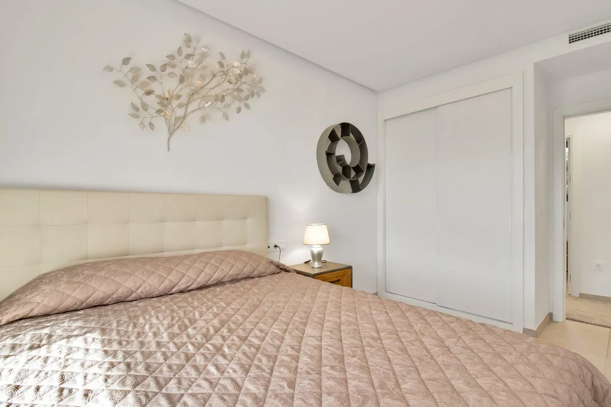 1fc9b080-2203-4dd5-ab05-45c56912bdda