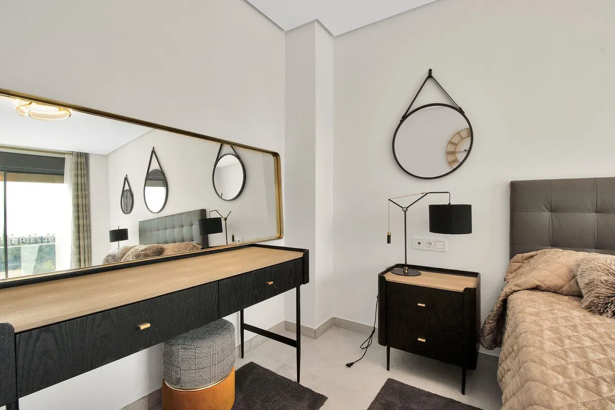 28fc17aa-ba2f-49af-abc4-038f1721121f