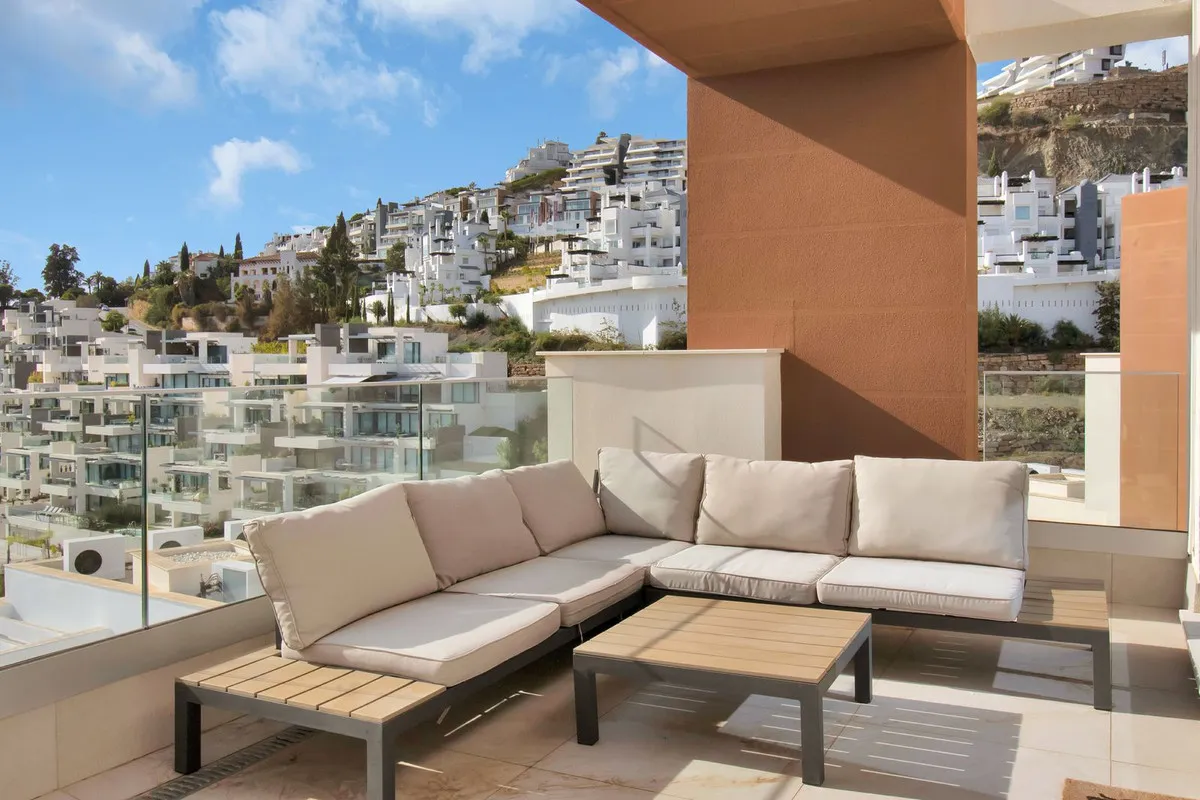 7c1ae0a4-1ac5-4be6-82cb-8ed5539125b1