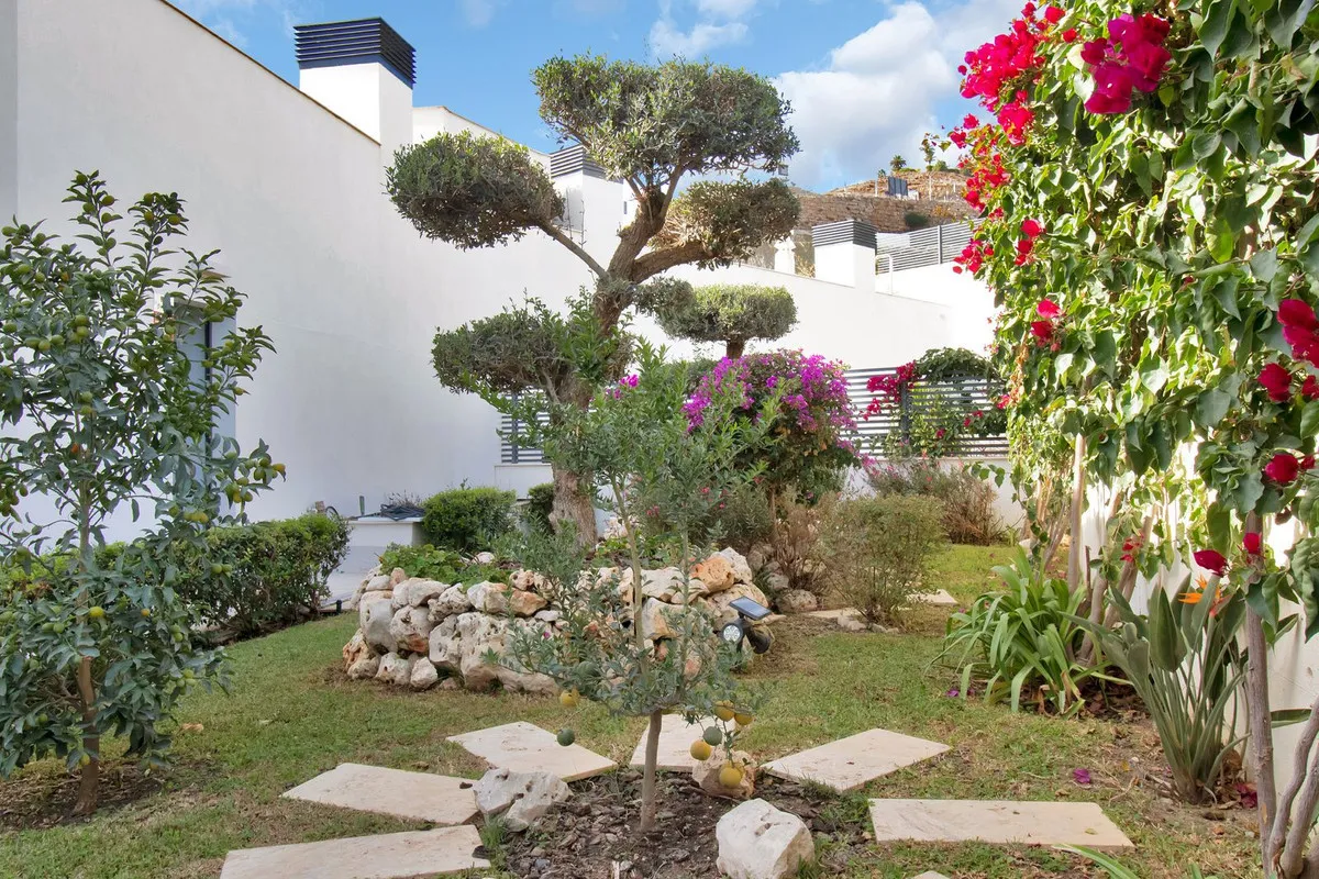 95f3a830-396e-4dd5-b7a1-a2b77c883d68