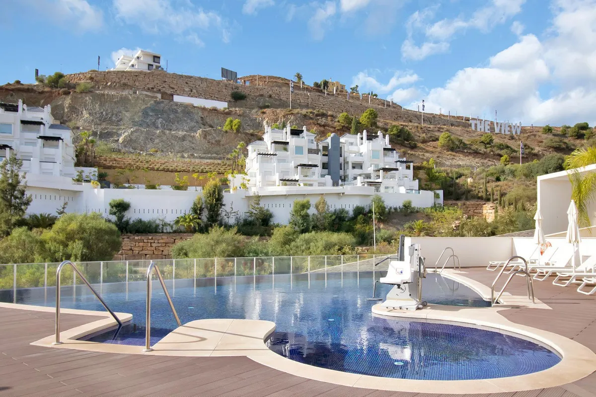 acba54b8-15d1-4f34-b4f9-13be7739fd35