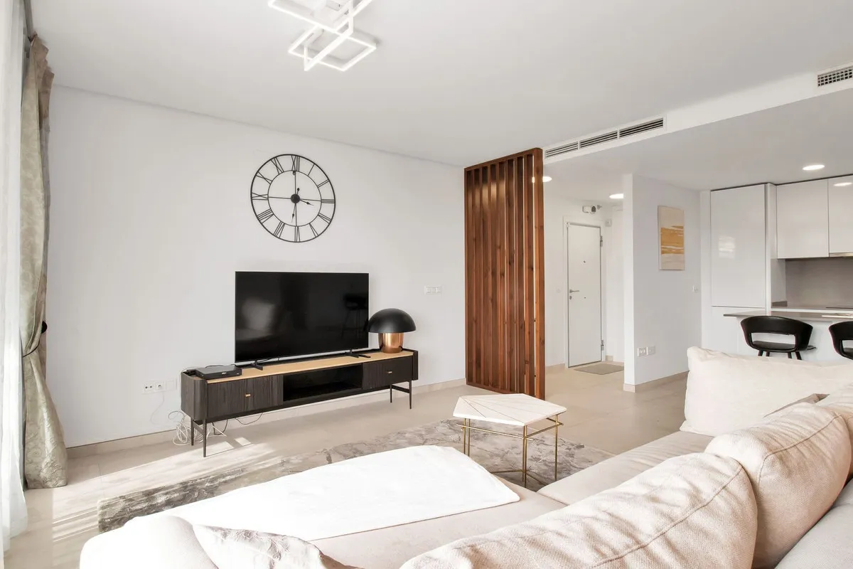 bf4bbece-375c-43aa-a3ee-d5d562e3a7a4