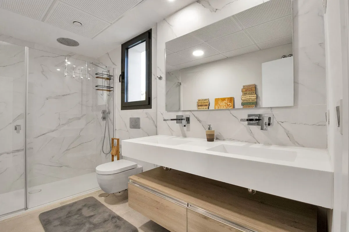 dca32d3f-d5f7-4f75-a3b0-5264f6190c2e