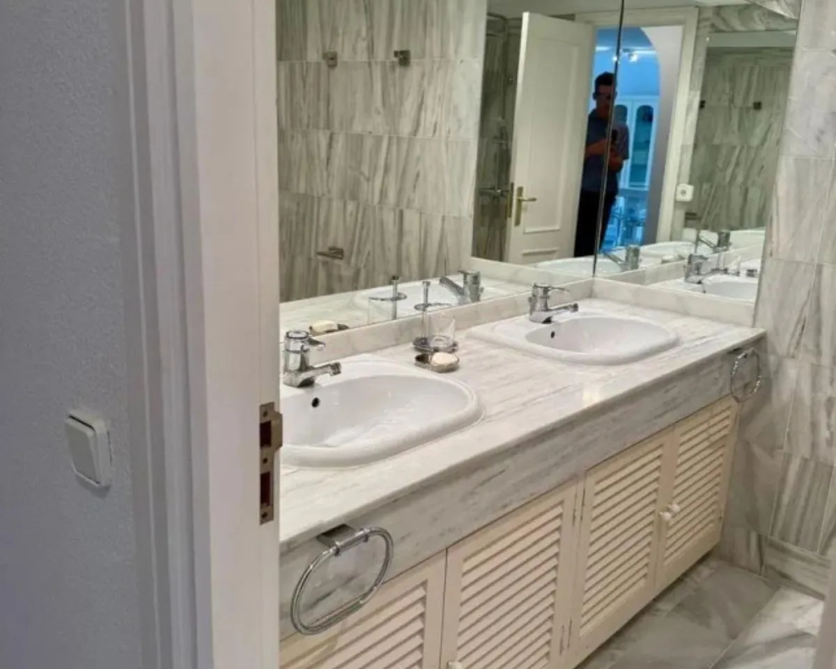 80cf1033-7f2b-46d6-97aa-7bdb211c5a44