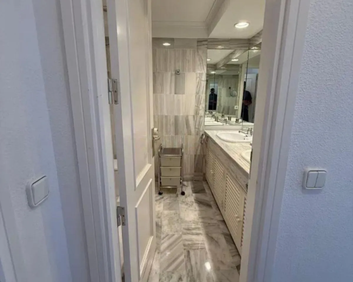 8e55803a-667f-4c59-a326-9a9978733366