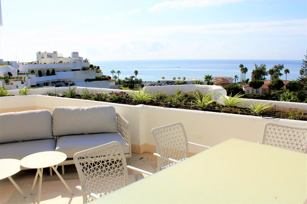 0c2f80b8-8637-4dcb-9486-a4f7567d6e20