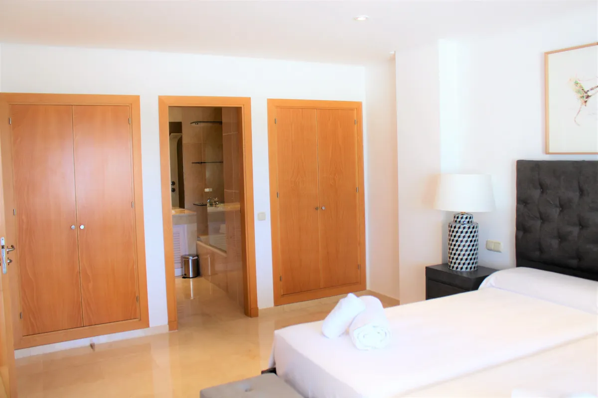 cf565b3f-f37d-42d5-86be-eaec3044dbc4