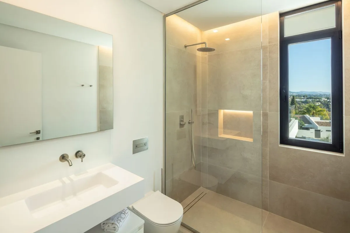 4b09053d-a407-49a7-9ddb-820a0d3f601c