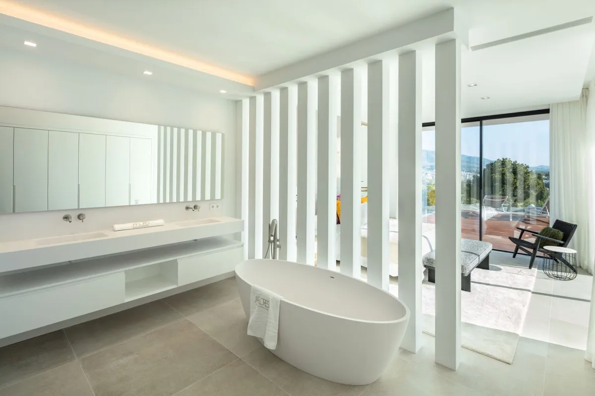 b078f5f6-961b-4e33-a7f3-4b31b2090721