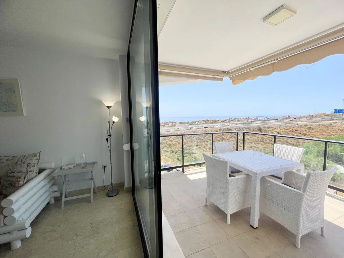 aa148c2b-d5a8-4d63-9805-ccd94f638d5a