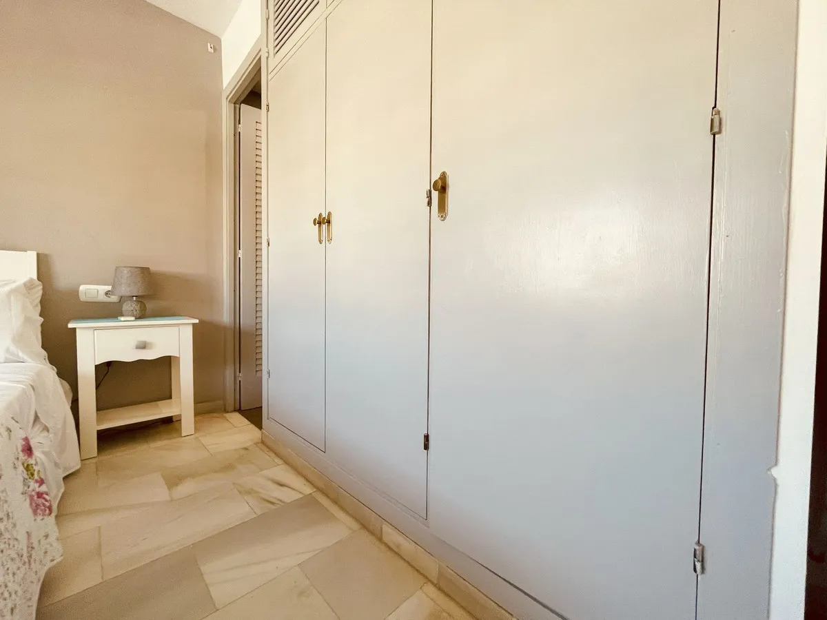 a2b0462b-a6bf-4895-9438-dcc21e682dc1