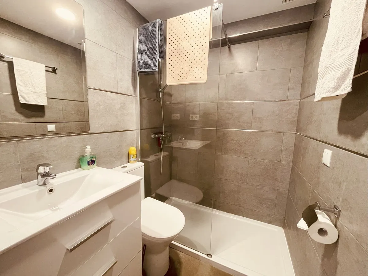 db21cf12-e317-49d2-8d98-5d17beeb94e8