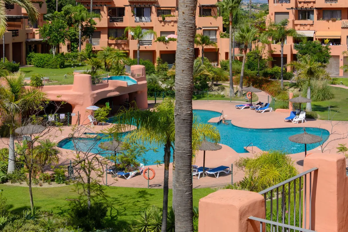 1d69bb37-f15a-498d-906d-41465d6edd70