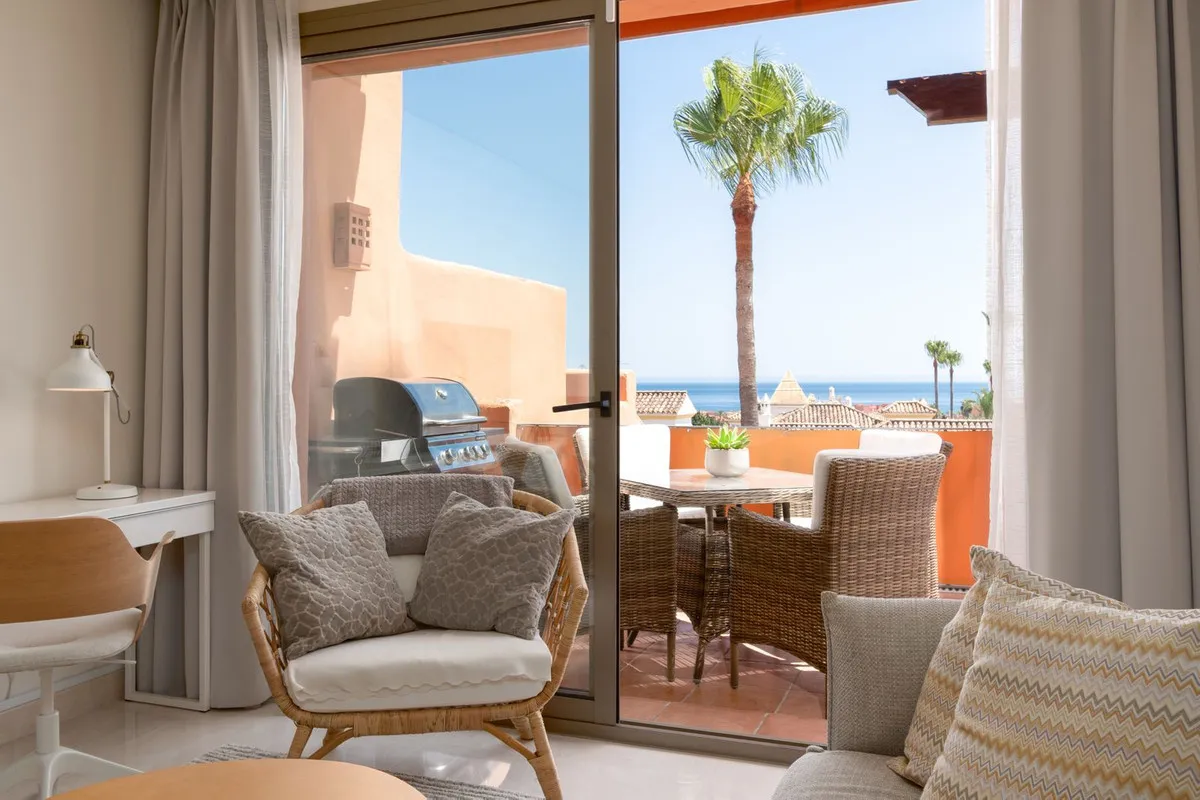 a84daf5f-f757-417f-a2b2-a062d87bbe67