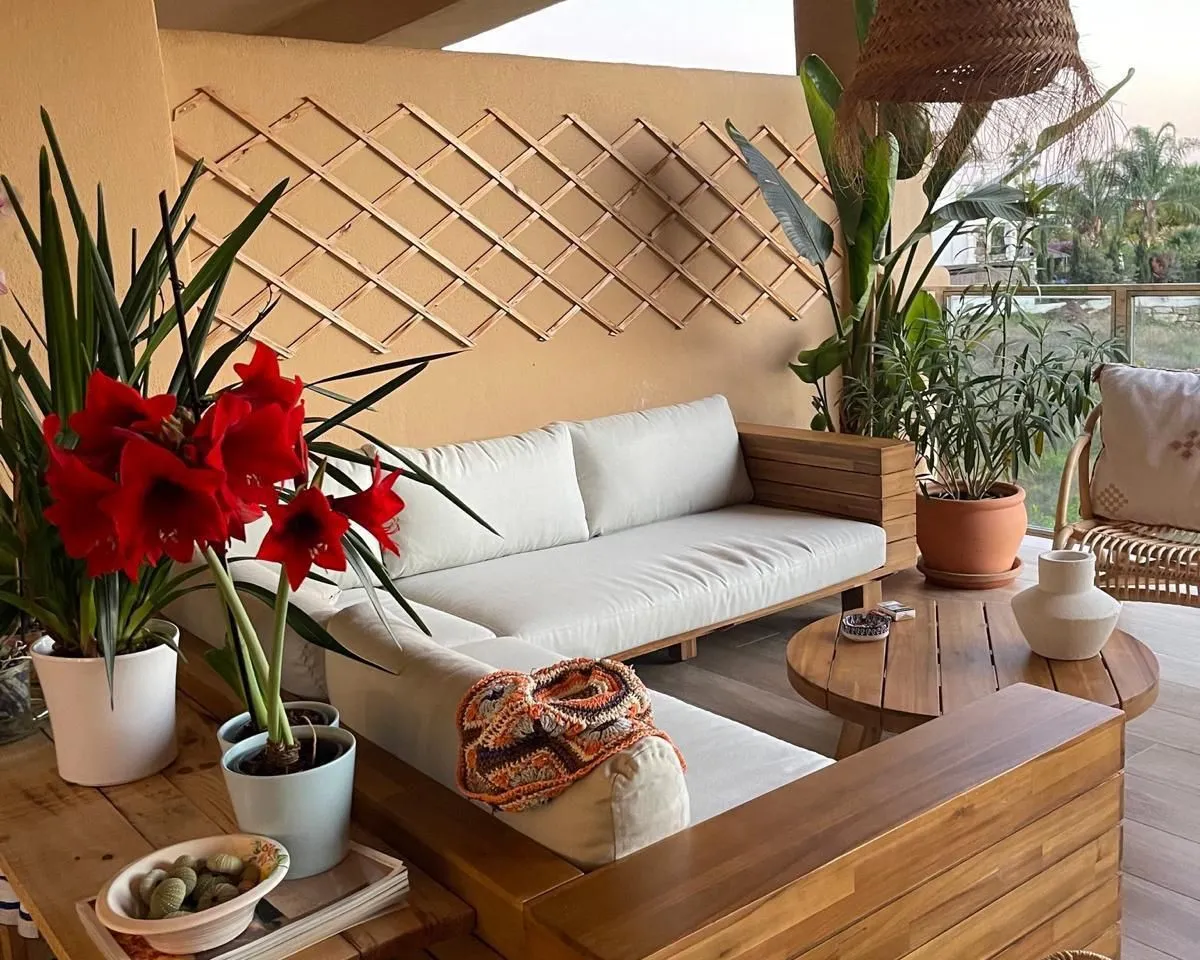 af6d475d-28a9-49a6-a80d-a84461bd9871