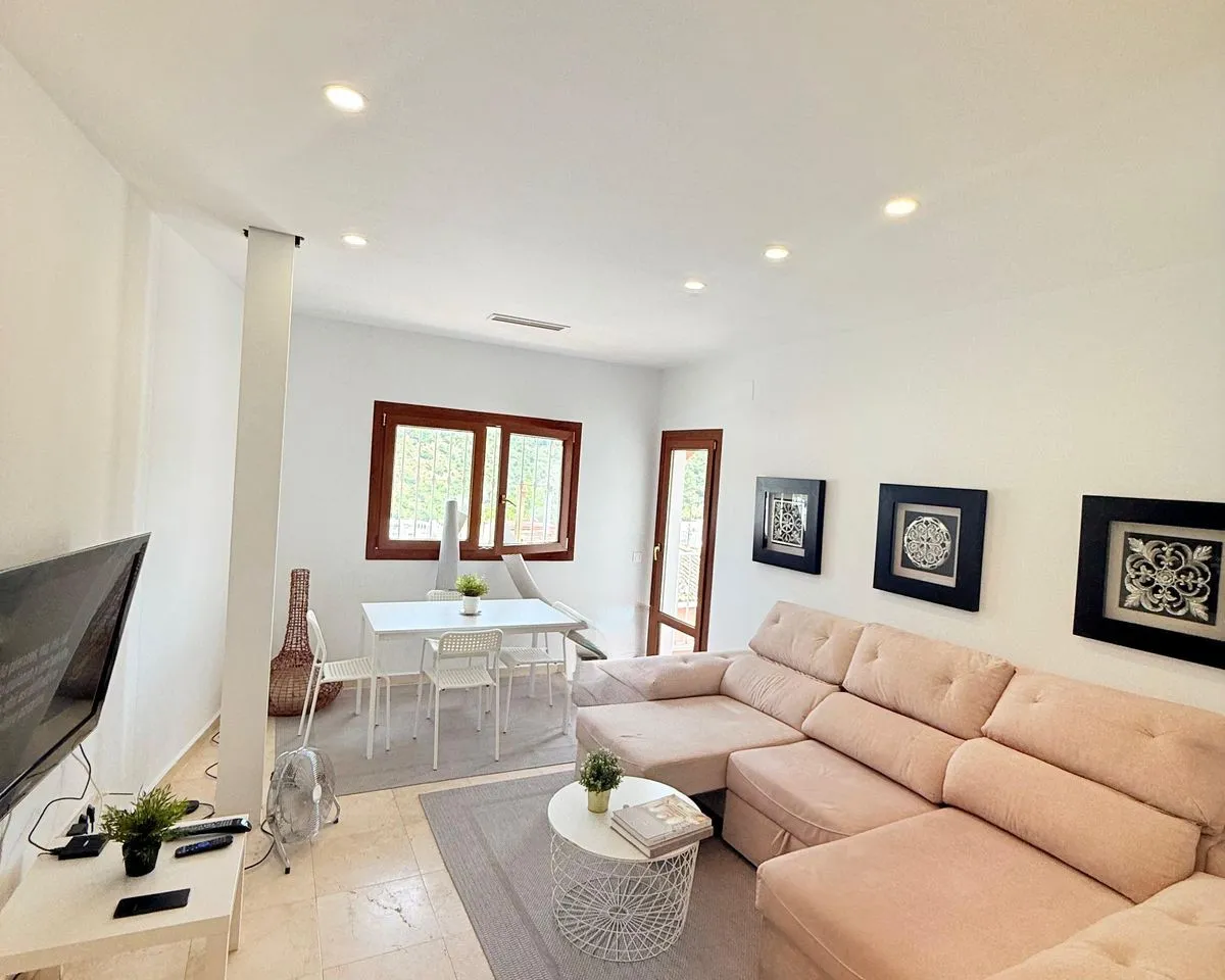 81db3e17-f2db-4926-8593-d1f71327f1a9