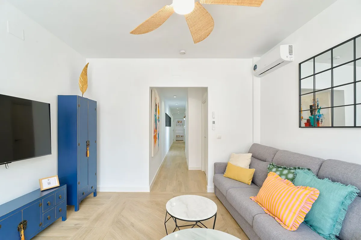 30e421d1-b078-4fa3-b3b5-208a993a2e43