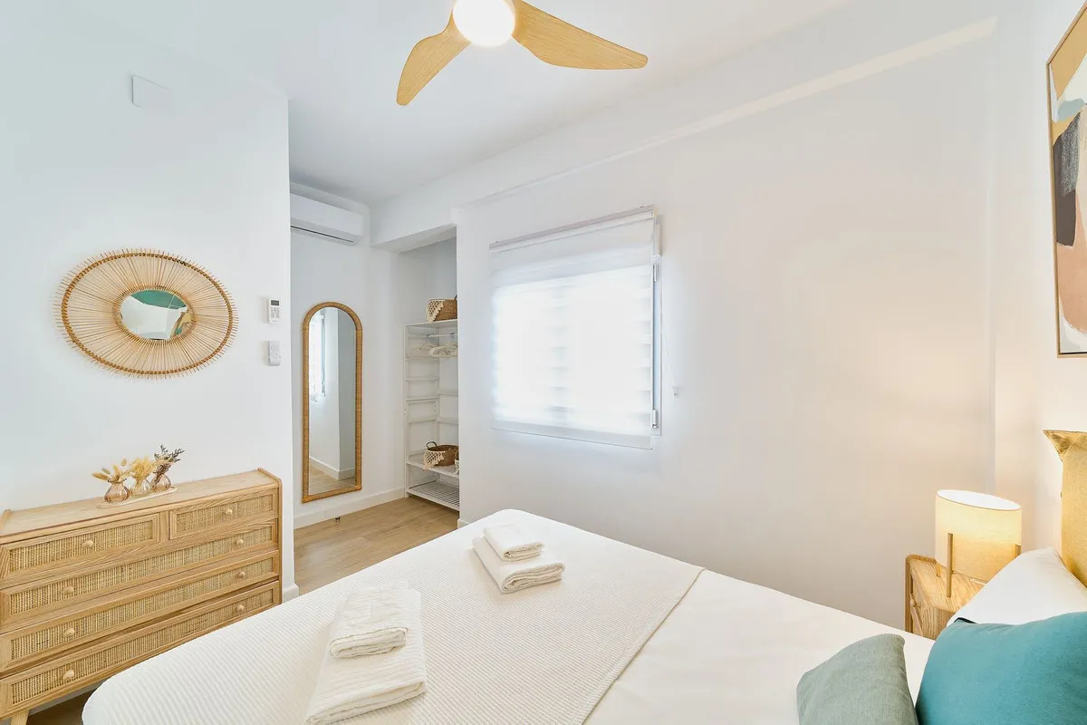 b7474354-5a7a-47ec-bda1-16943ec369df