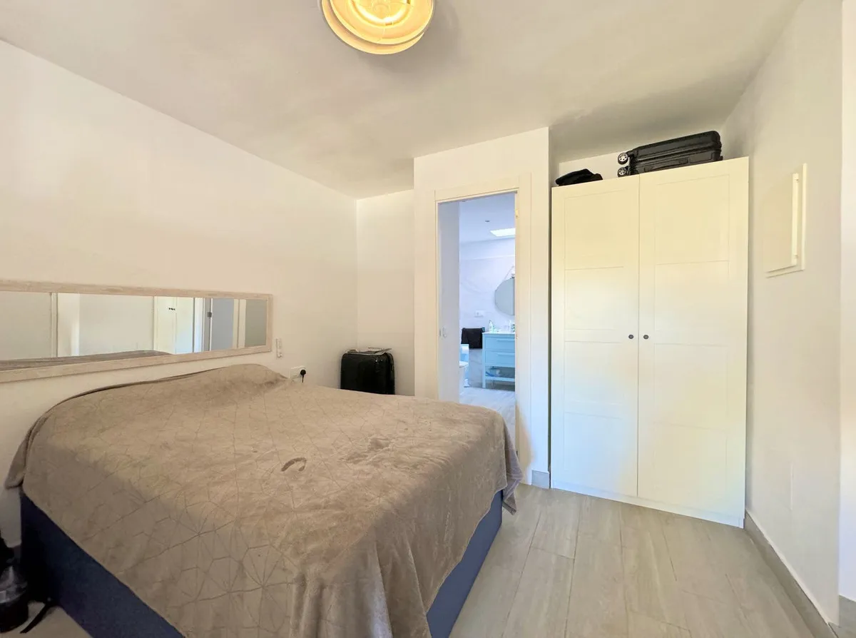 ec52ad8e-621c-43bb-b486-2b541ca69f84