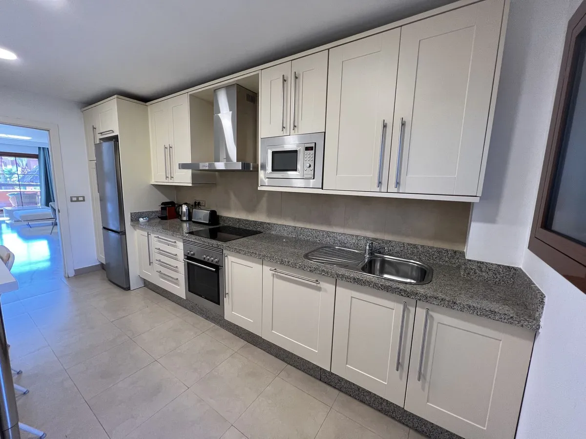 a82ddc5e-1c18-4f4b-a23f-ae74533541b7