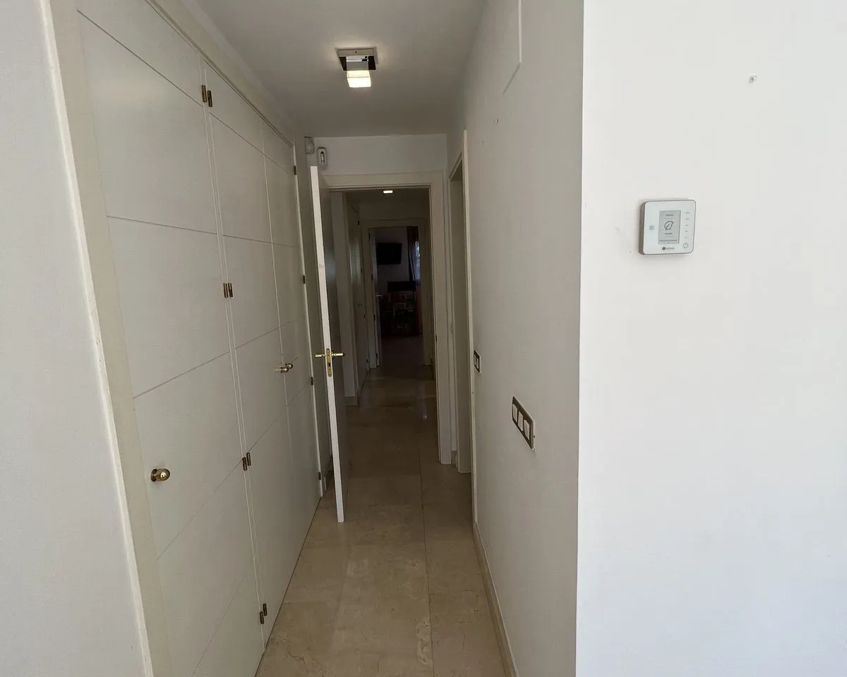 b15aff96-692c-461b-a3c7-bf81b8473c9d