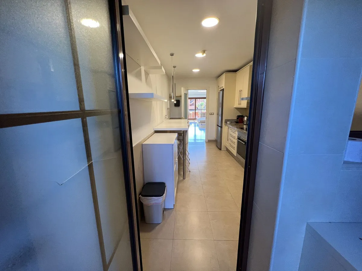 dcb0b5a9-4d2a-4f45-8e46-e8952acac58e