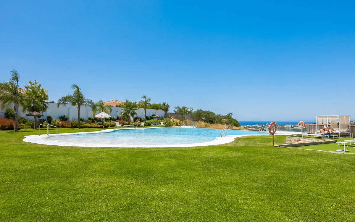 ca6f7926-c5f7-4a33-acc5-6c5e5ceacc4e