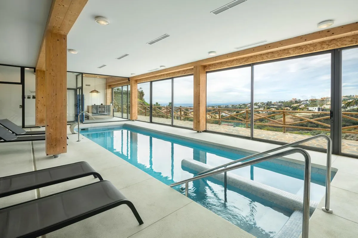 cf68ff41-c000-46fd-b3b3-d87e3b8185ca