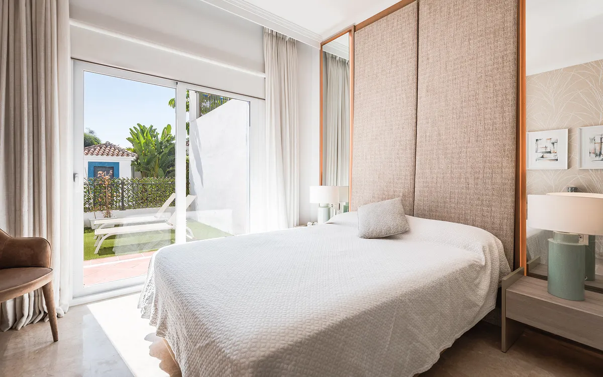 cfba6fd8-3ab4-4163-a9fd-186babb9031c