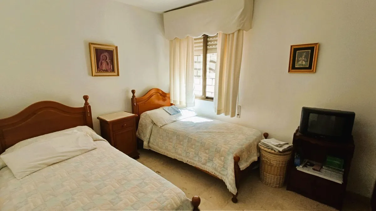 983cfb4c-0abf-41aa-b5f3-695ac743625b