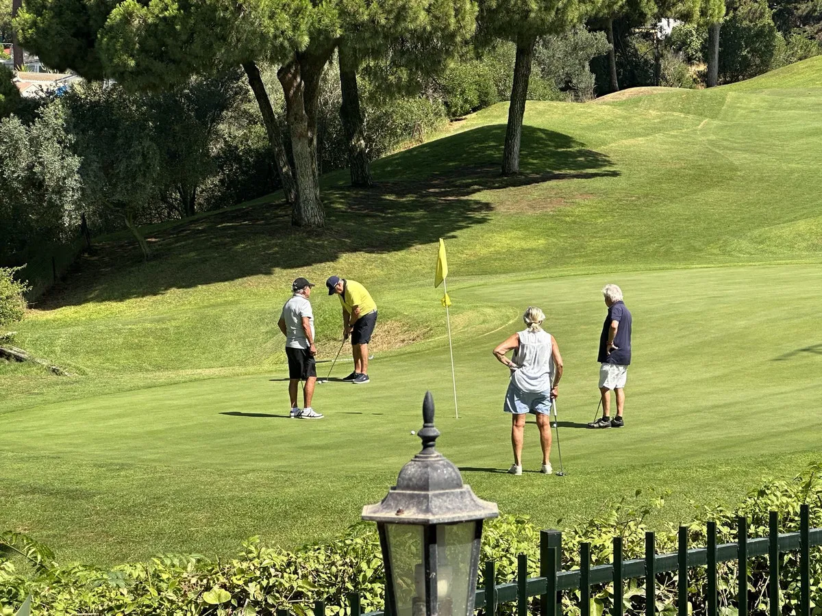 5caf1098-5c9c-426a-ab77-079fd2066fbd