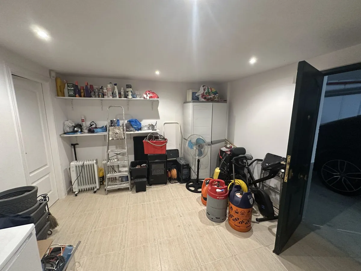 ccb05832-1933-49e1-bc3e-a1fb2974e36c