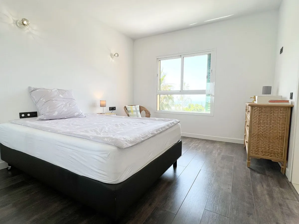 11db68d4-88a8-4ab3-8cfc-45c23af5ced9