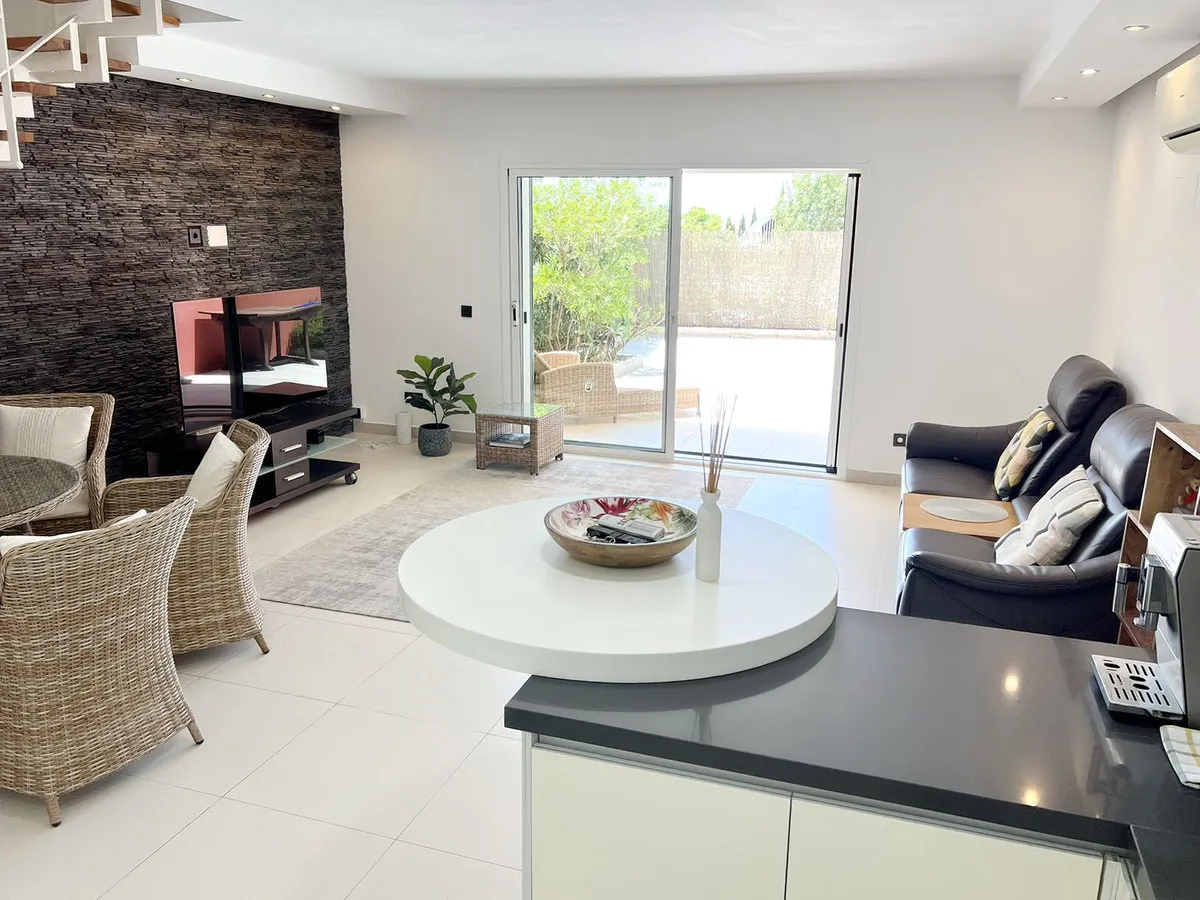 2d6f519d-7000-42af-a88c-169c0b8ad94e