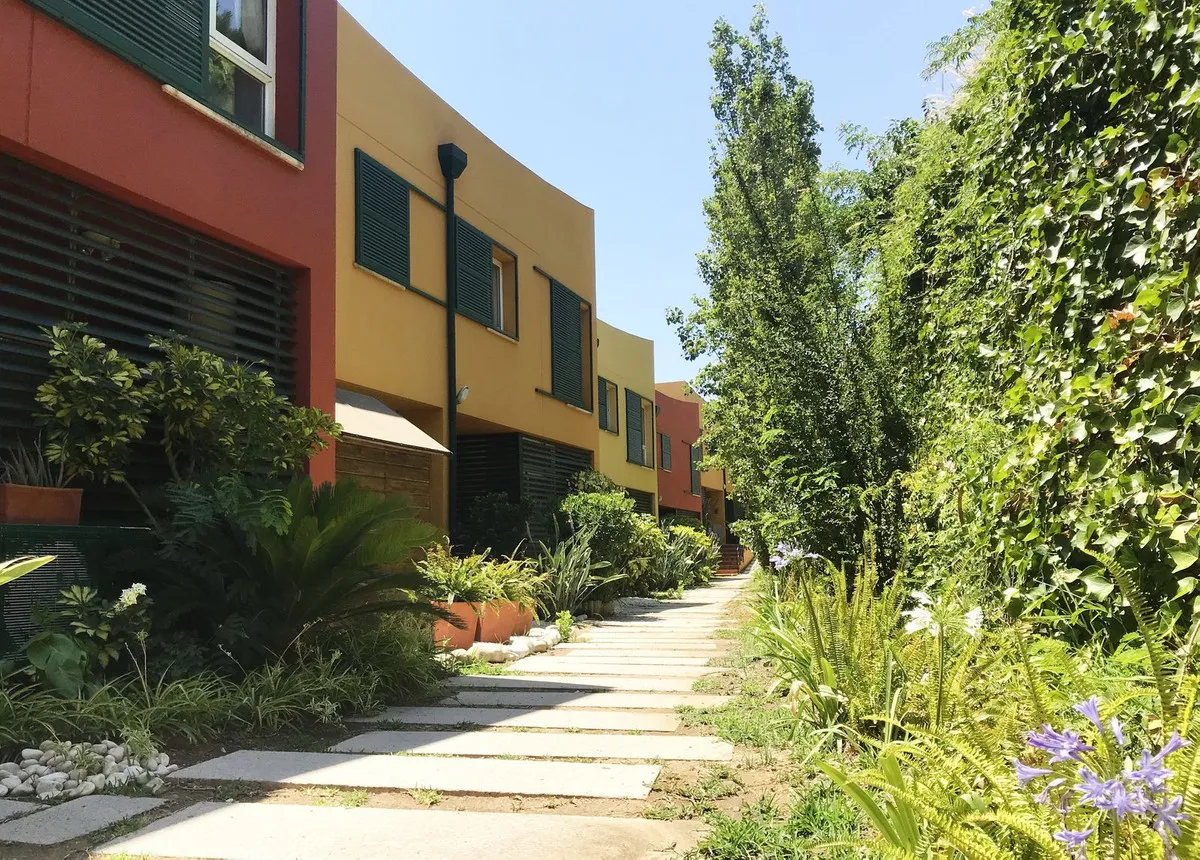 4218bcb1-35c6-4e67-b21e-d9174a018d31