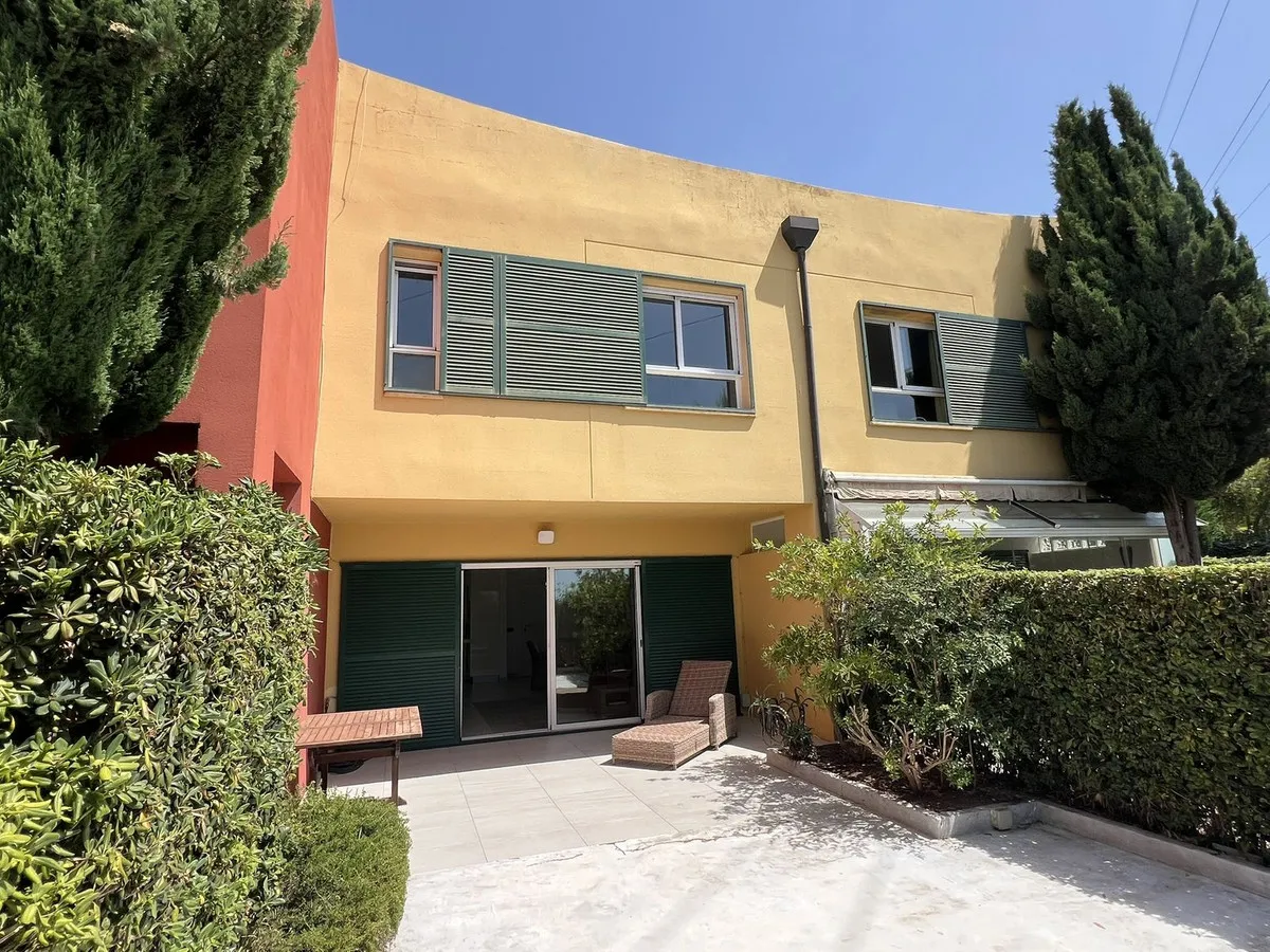 d3c93ab2-e05a-44e4-a587-1b6cbc916097