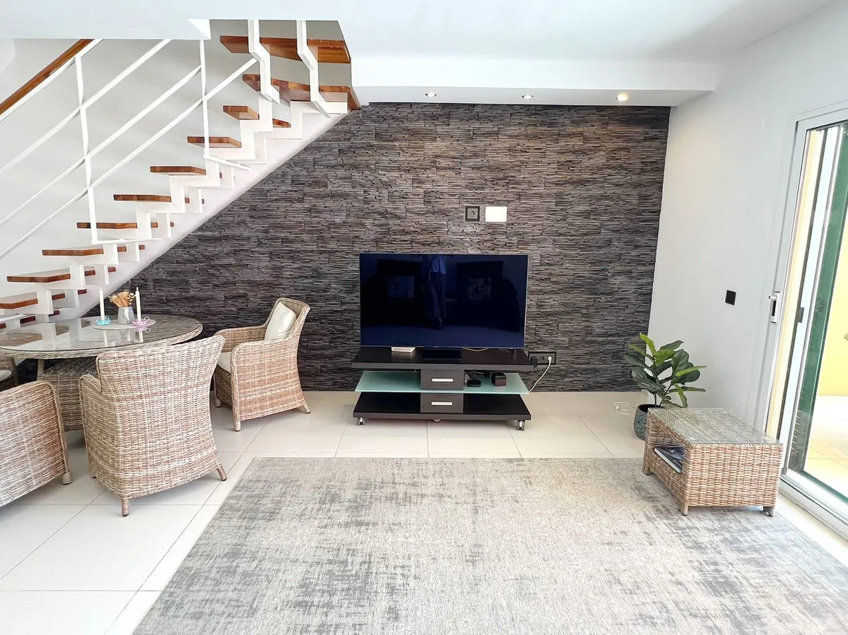 dd9720d7-399e-4e8c-ab6a-87e399a4f1d2