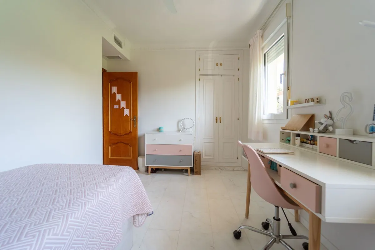 9fec634b-0ac3-4012-9c23-80941b8fb5a1