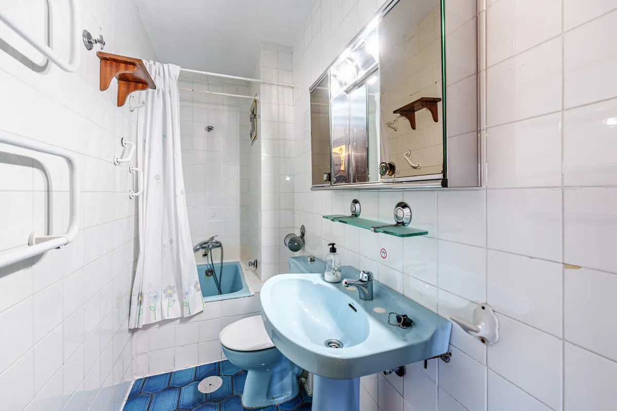 5eee3923-ea8c-454e-9a45-7ff051f13c1c