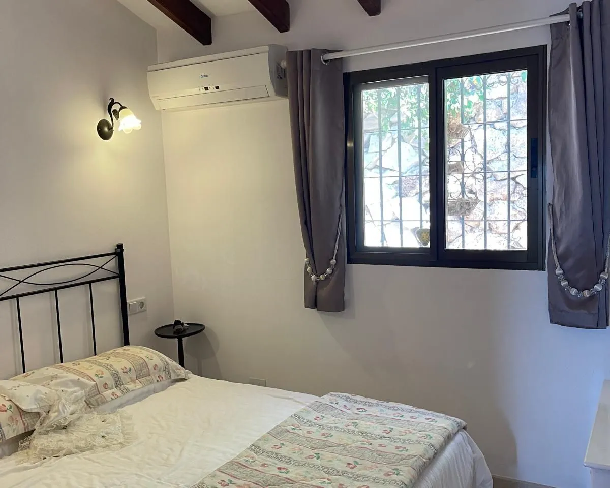 183170d6-e11e-4ed0-8ab1-840447174d4a