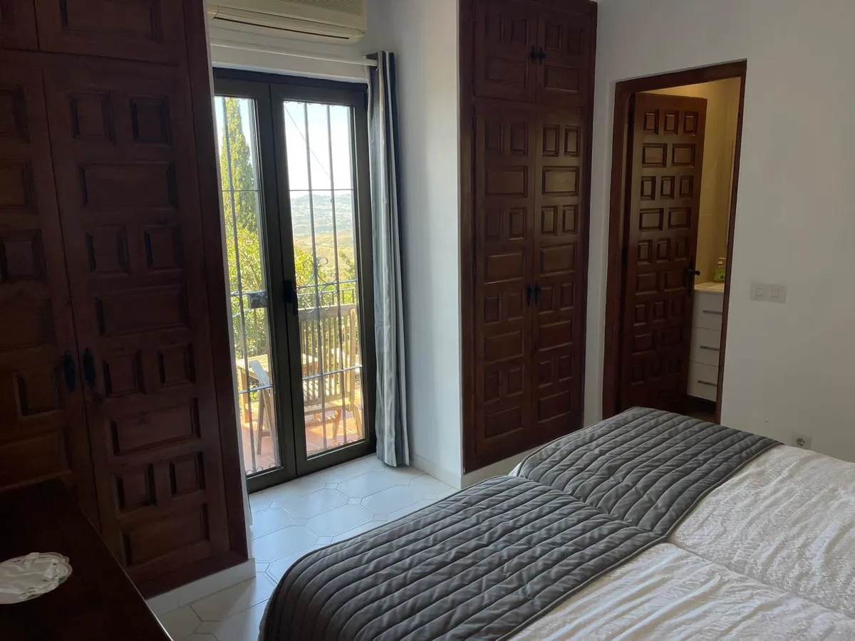 935634f9-4874-4add-a04c-08ed2e1a147f