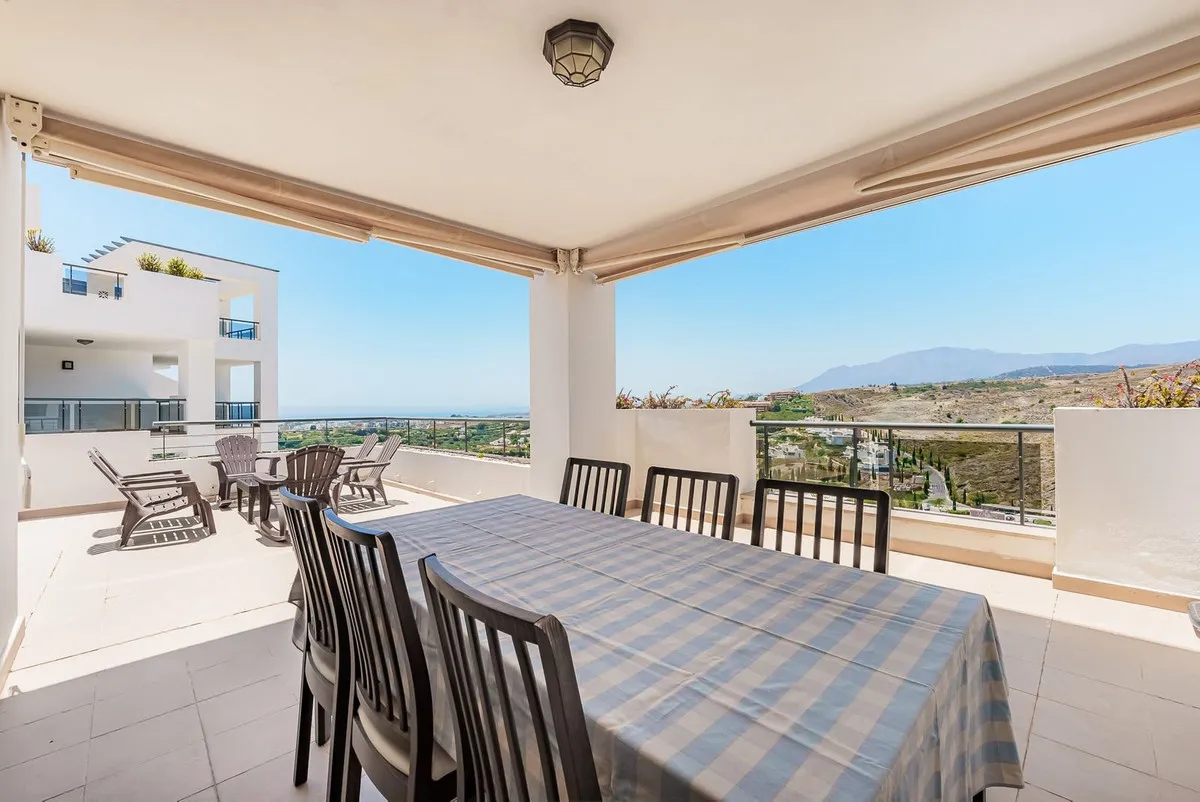 0b7e3947-a217-4e35-a531-5d3762185cdd