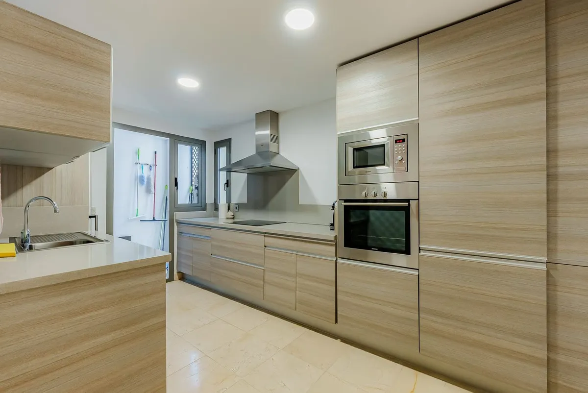 0d3c4bcf-d42e-4941-9af5-e3738923f4f9