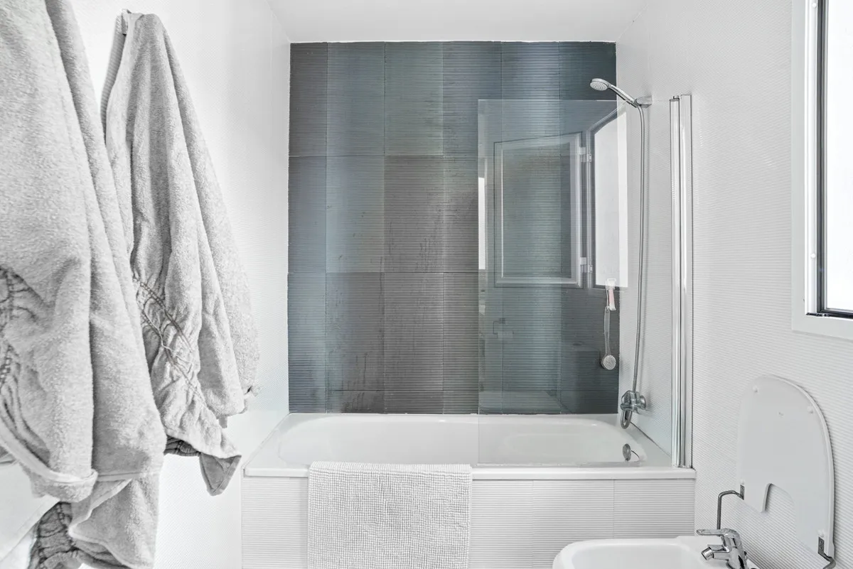 2272bc67-fcc8-433b-abaf-8d1d532da055