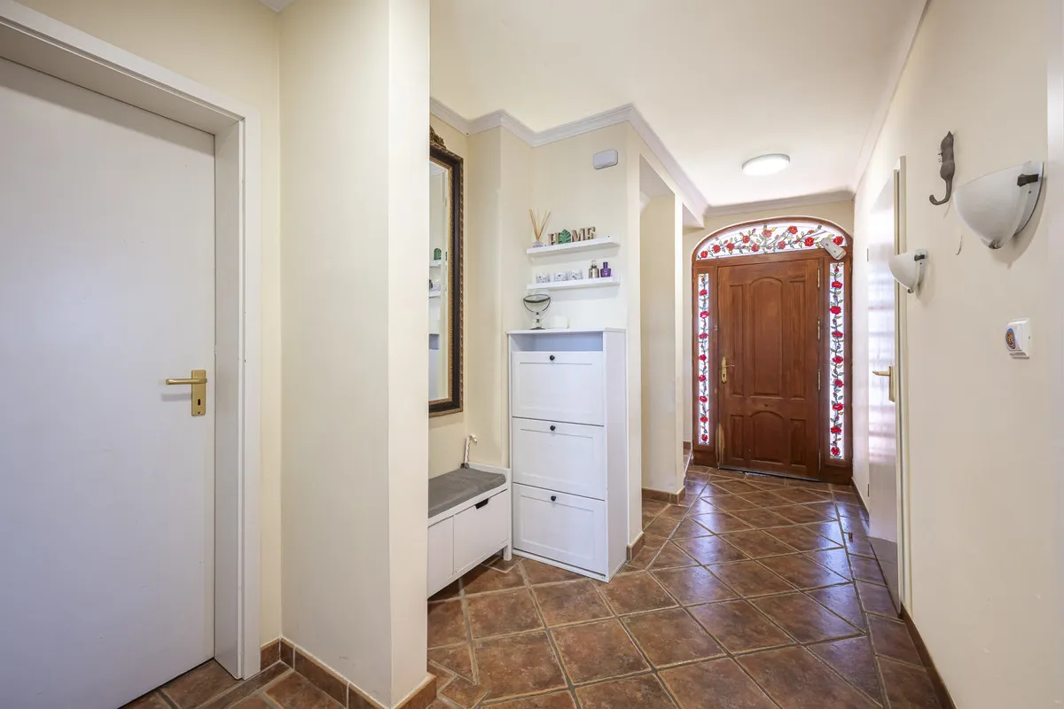 030c3a29-d394-41d8-9792-15cd2a9973ad