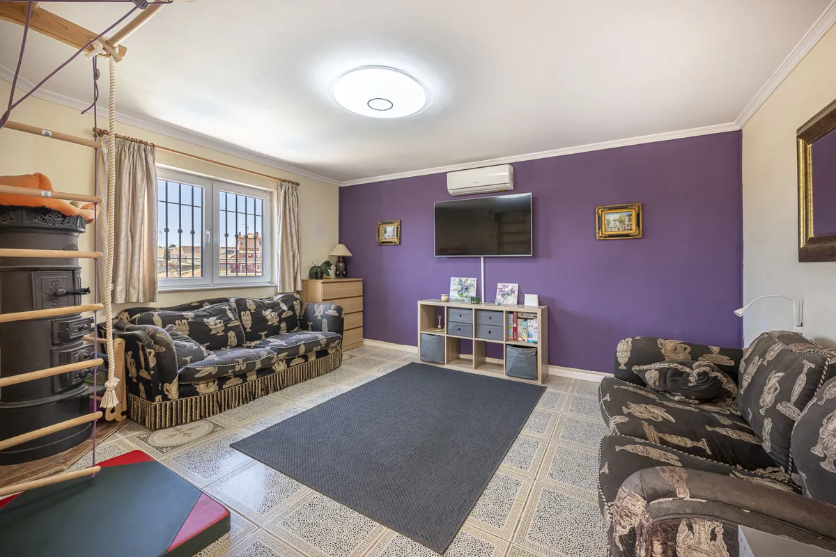 13e4785b-22e0-436d-b8db-4cd49bf1d4ab