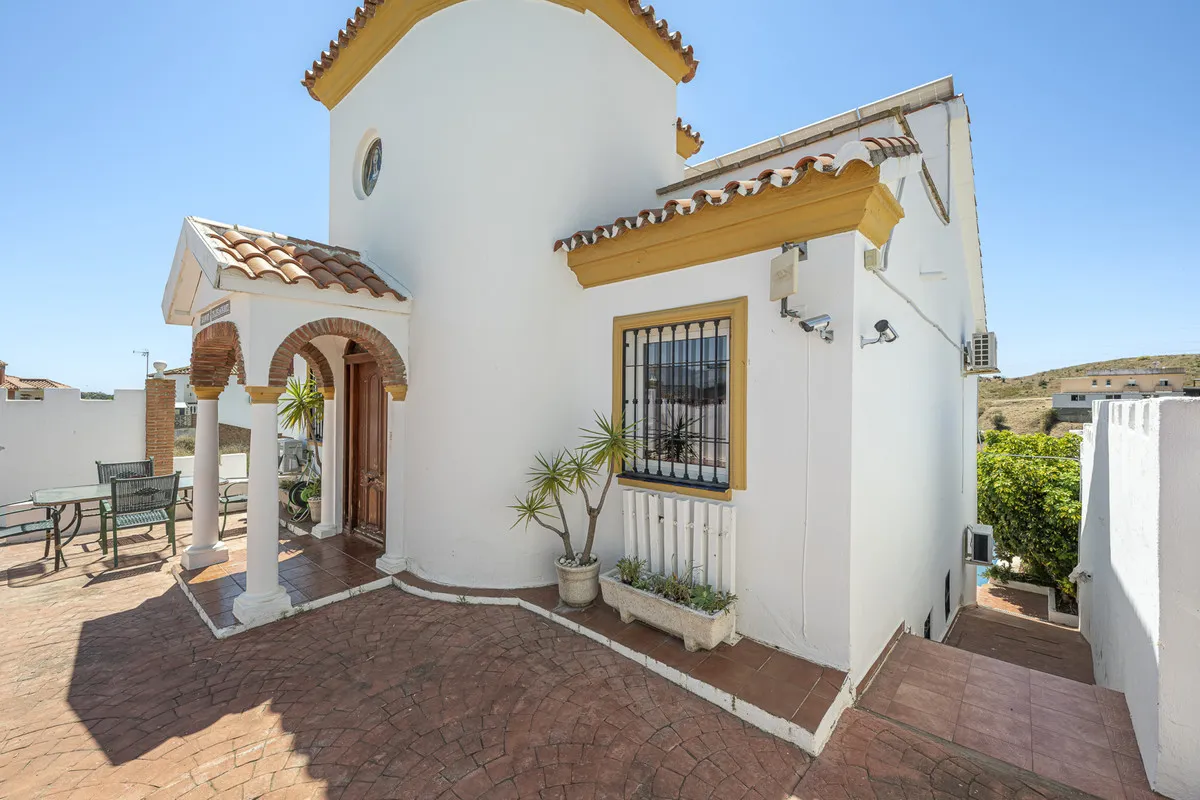 9f7f8249-812a-4f57-b48b-751b73234a58