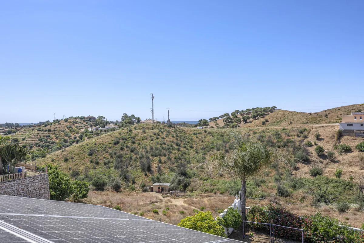 fd3eb85e-b0b8-4dc0-b0fd-02fa5fe4bffe